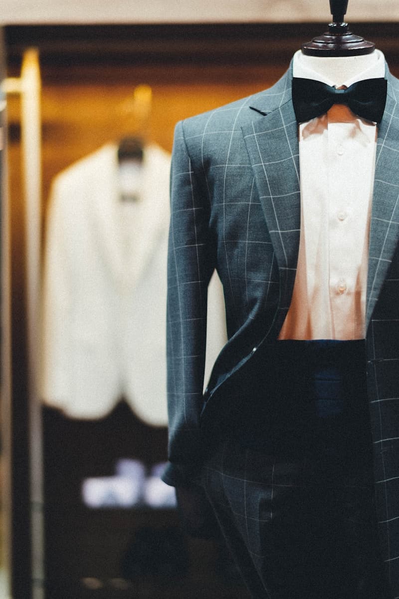 The Noir Suit - Modern tailoring